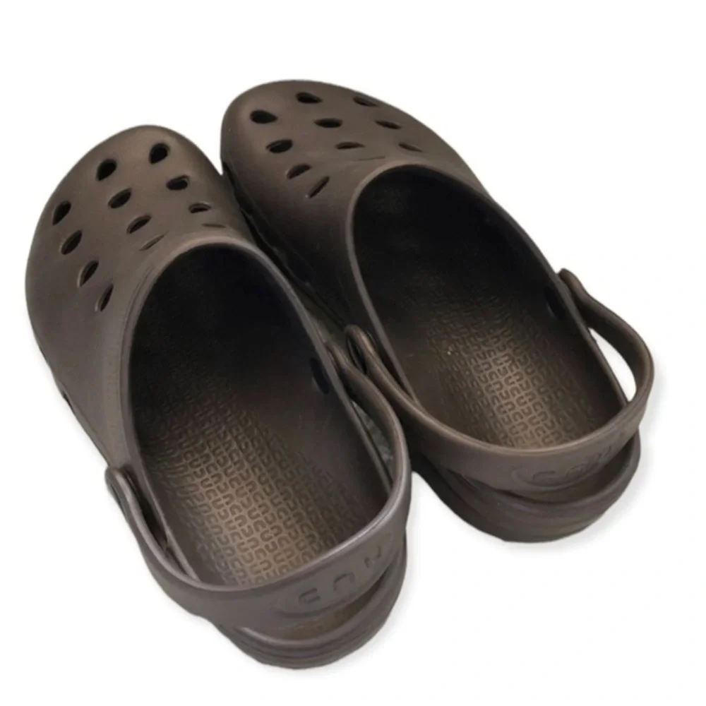 CNY Shoes Mens Size‎ 6 Womens Size 8 Brown Slip On